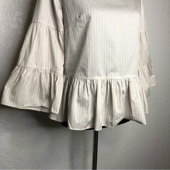 Tyler Boe tan and white striped ruffle pleated hem sleeve top size Medium - Picture 3 of 15